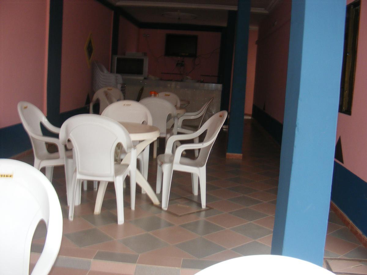 Hotel Safari Cotonou Exterior foto